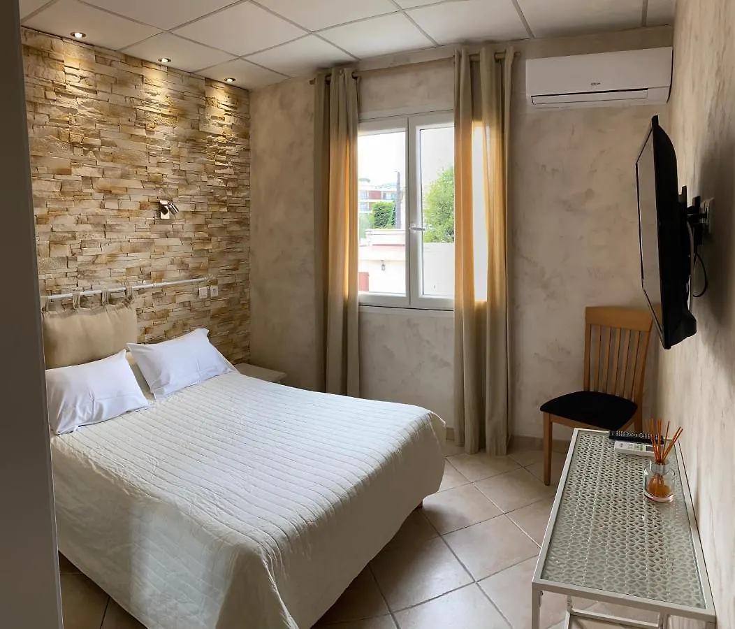 Hotel Le Derby Cagnes-sur-Mer