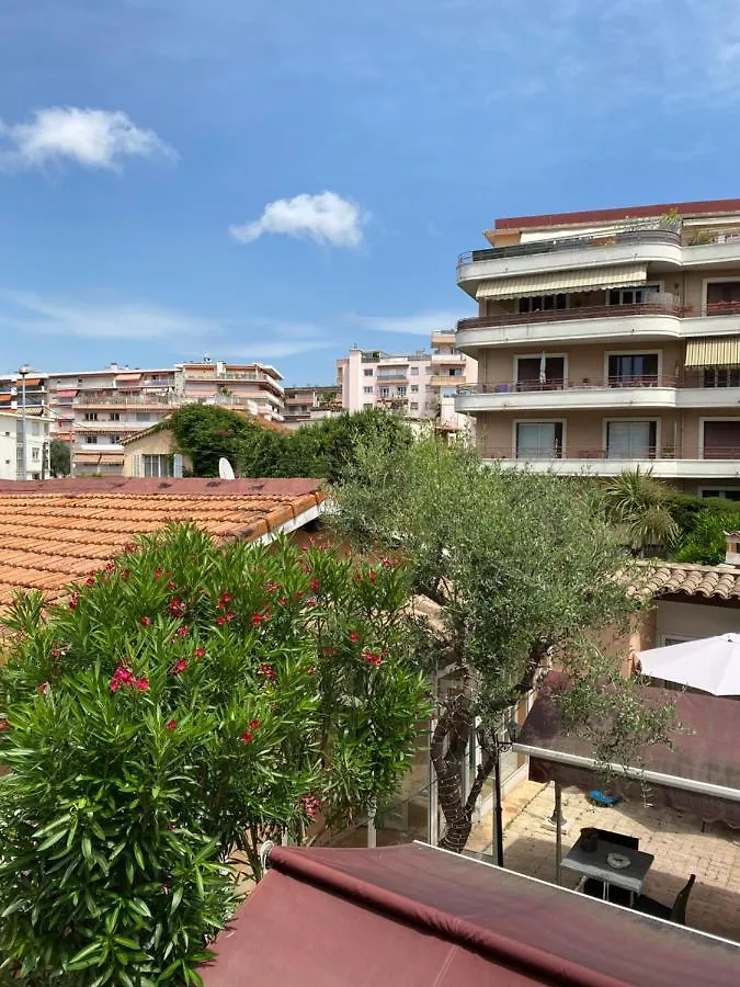 Hotel Le Derby Cagnes-sur-Mer