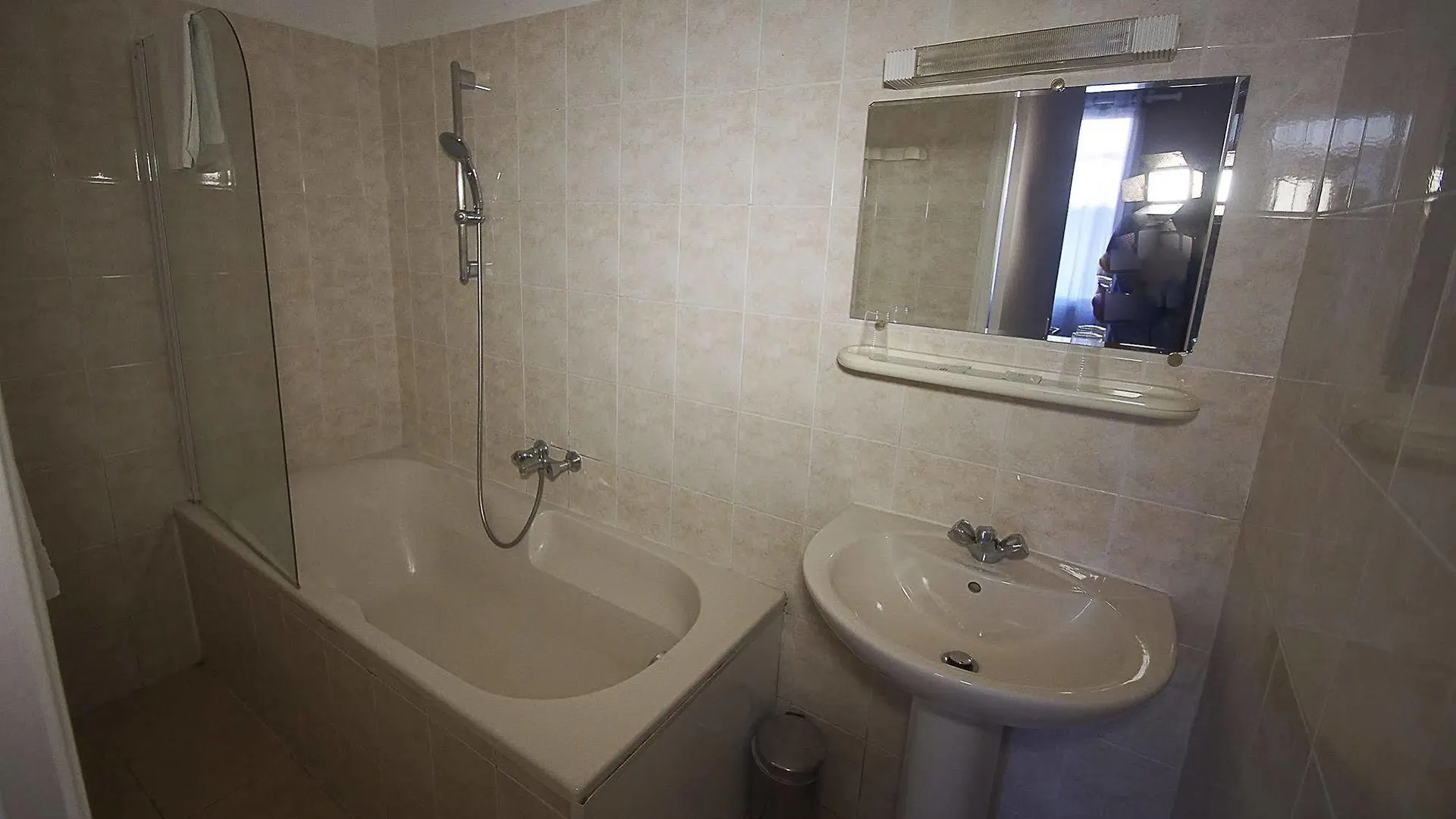 Hotel Le Derby Cagnes-sur-Mer